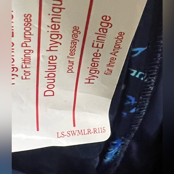 52) Lands' End Women's UPF 50  High Neck Tugless One Piece Swimsuit NWT sz XS - Picture 8 of 9